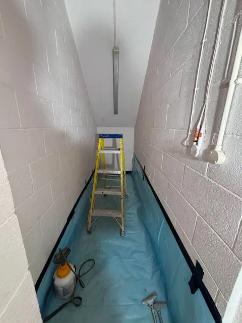 HSE-licensed asbestos gasket strip-out in W12